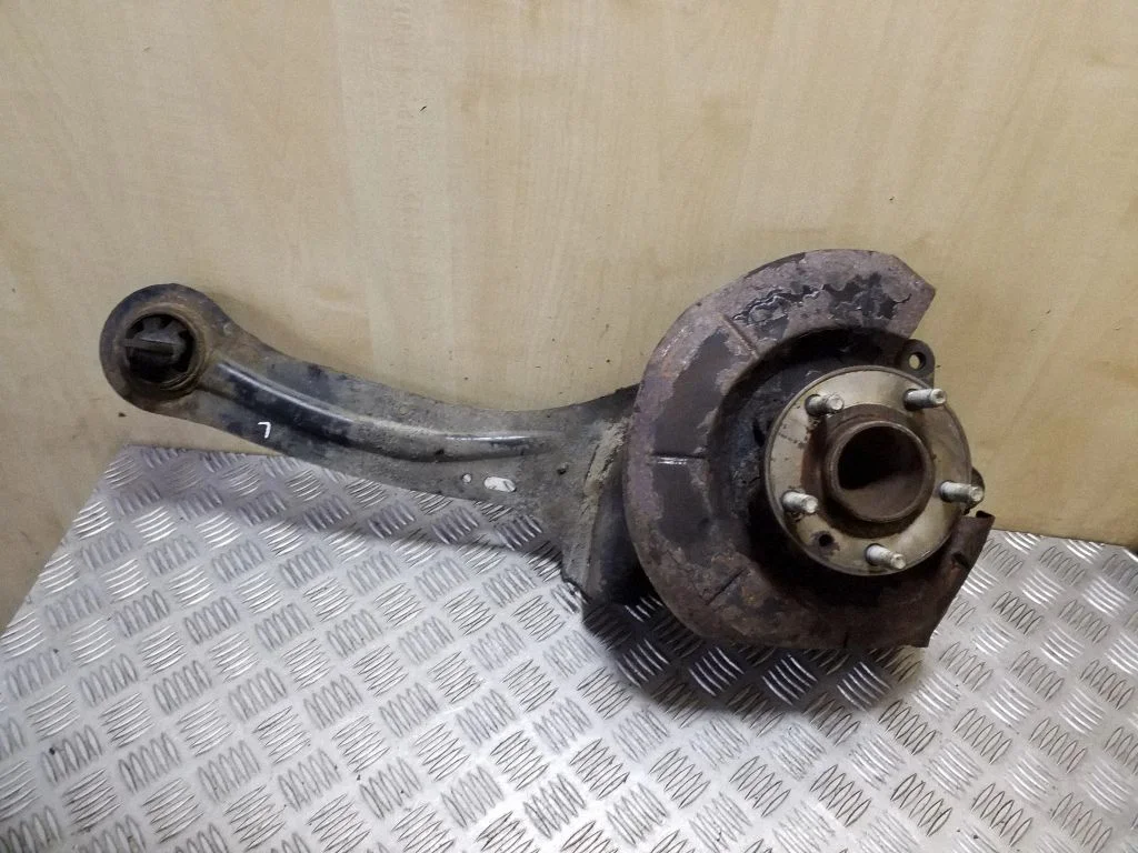 Rear wheel hub – Volvo V40 (2012-2019)