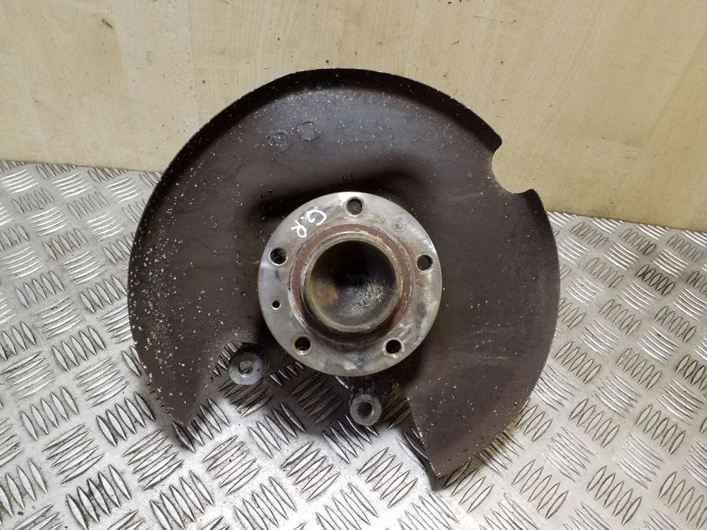 Rear wheel hub – Citroen C4 Grand Picasso (2013-2018), right