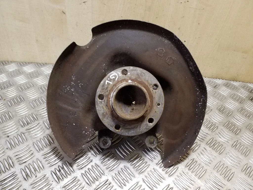 Rear wheel hub – Citroen C4 Grand Picasso (2013-2018), left
