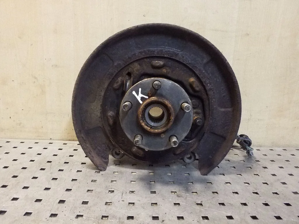 Rear wheel hub – Subaru Outback (2009-2014), left