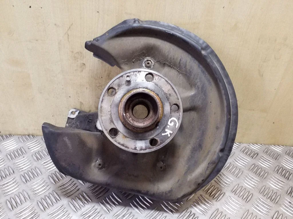 Tagumine rumm – Volkswagen Tiguan (2007-2016)