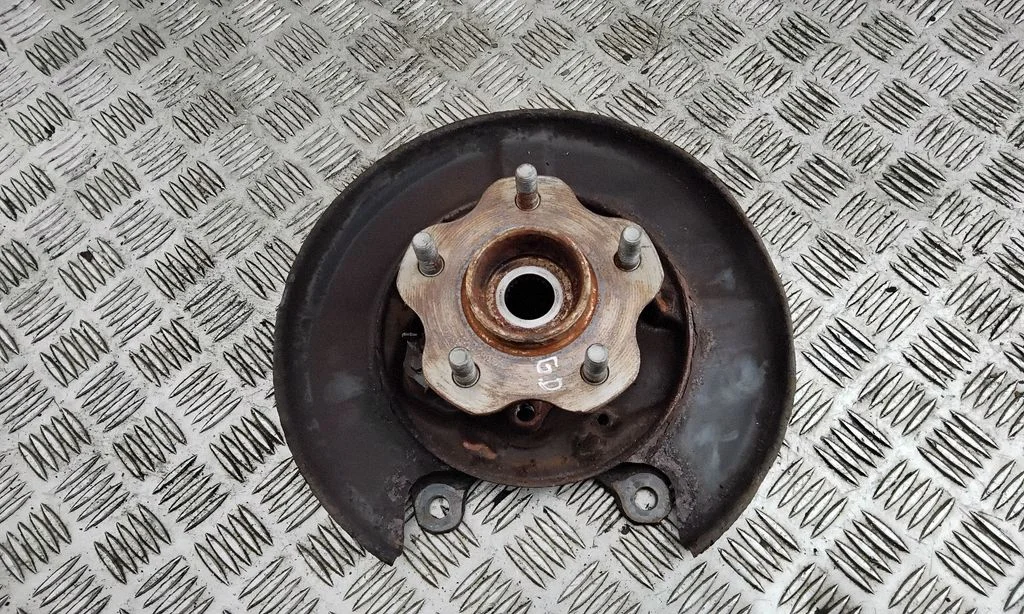 Tagumine rumm – Nissan Juke I F15 (2010-2018)