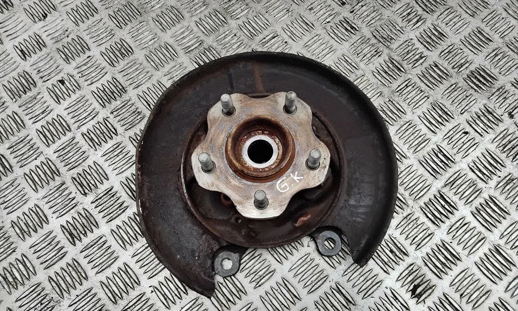 Tagumine rumm – Nissan Juke I F15 (2010-2018)