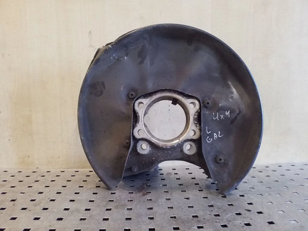 Tagumine rumm – vasak