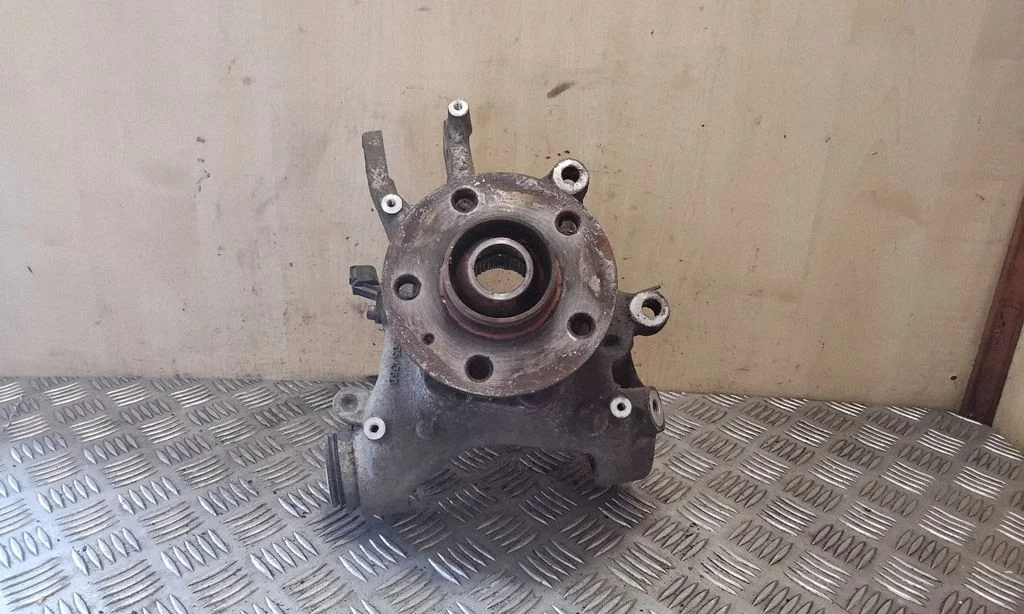 Rear wheel hub 4H0505438D – Audi A8 S8 D4 4H (2010-2016)