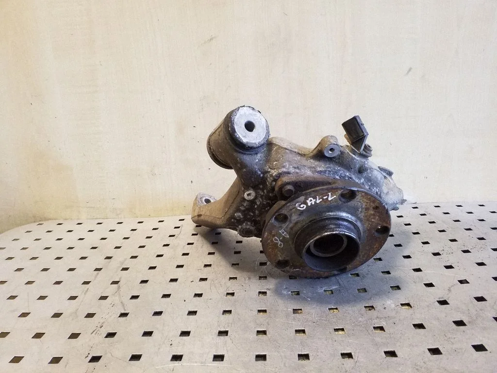 Rear wheel hub – Audi A8 S8 D3 4E (2002-2009), rear left