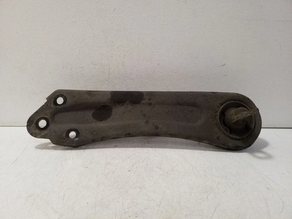 Tagumine ülemine õõtshoob – Jeep Grand Cherokee (2010-2021)