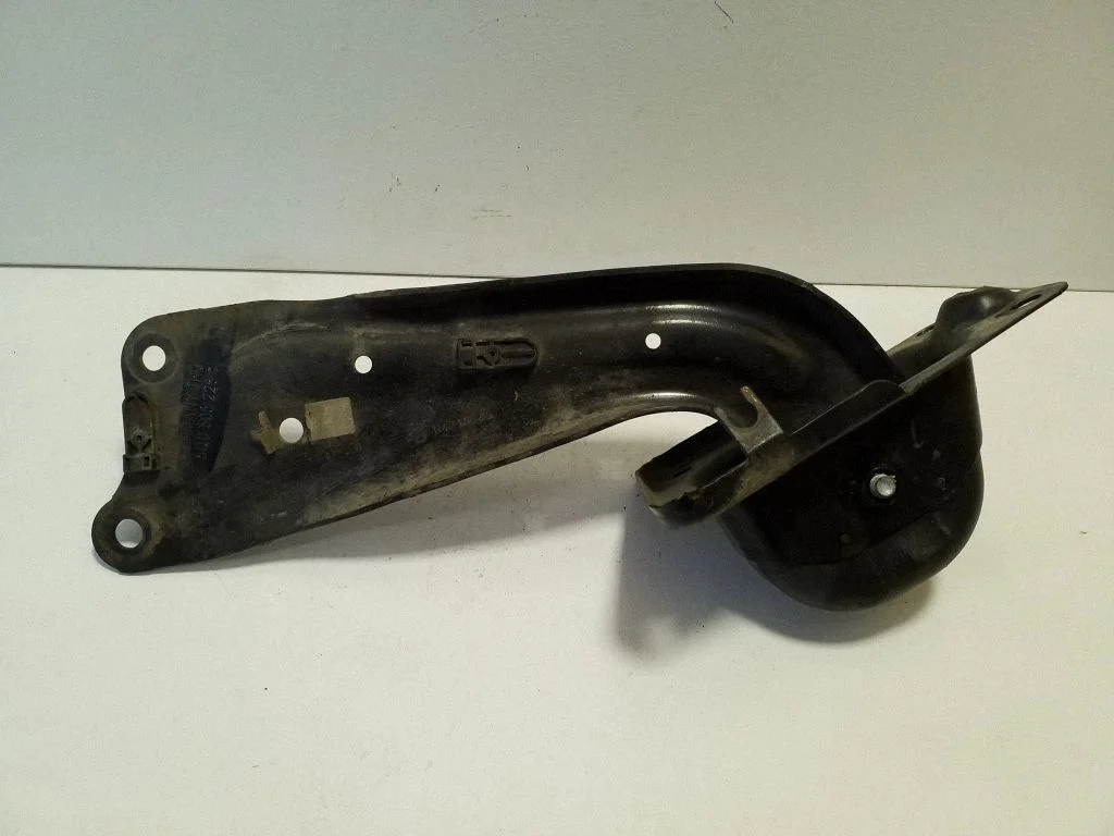 Rear upper control arm/wishbone – Volkswagen e-Golf (2014-)