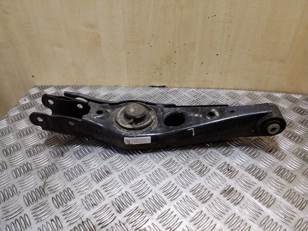 Rear upper control arm/wishbone 55210D3050