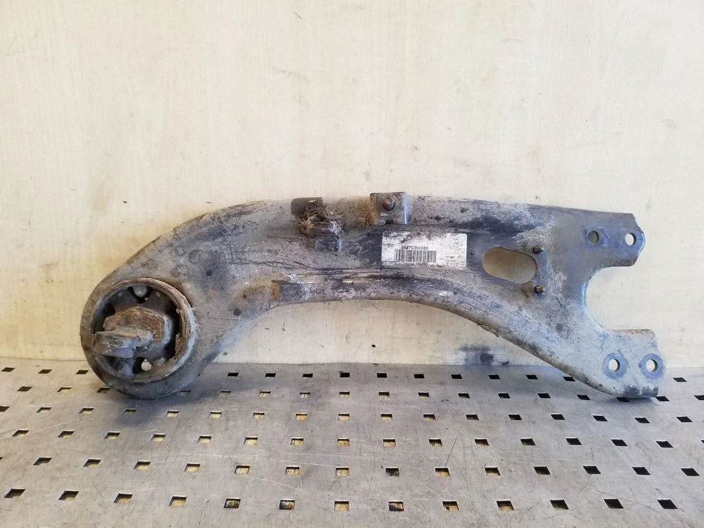 Rear upper control arm/wishbone 552703W050
