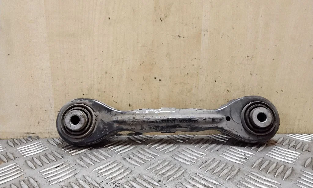 Tagumine ülemine õõtshoob 33326765425