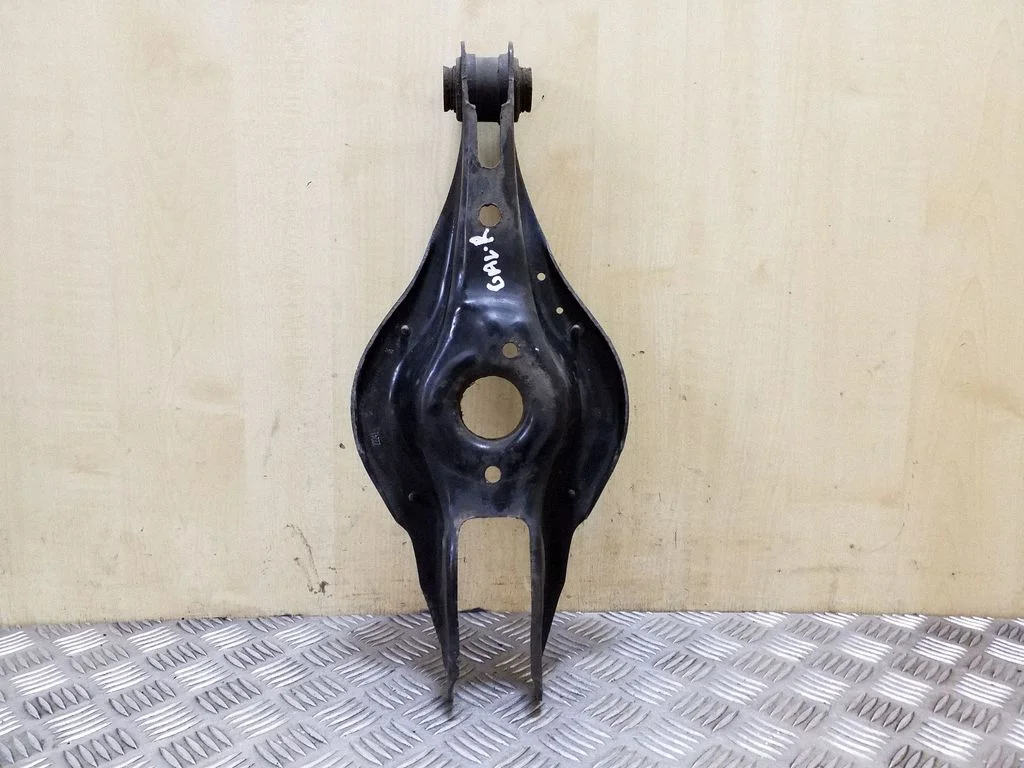 Tagumine ülemine õõtshoob 33326792541