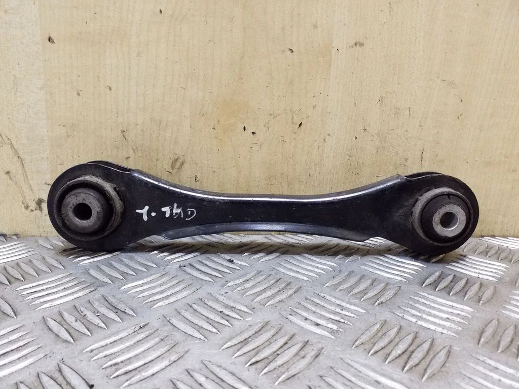 Tagumine ülemine õõtshoob 6792517