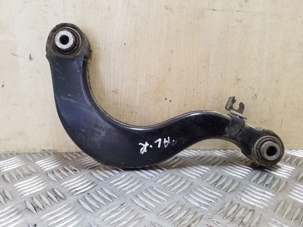 Wahacz tylny górny 5Q0505351B – Seat Leon (5F) (2012-2019)