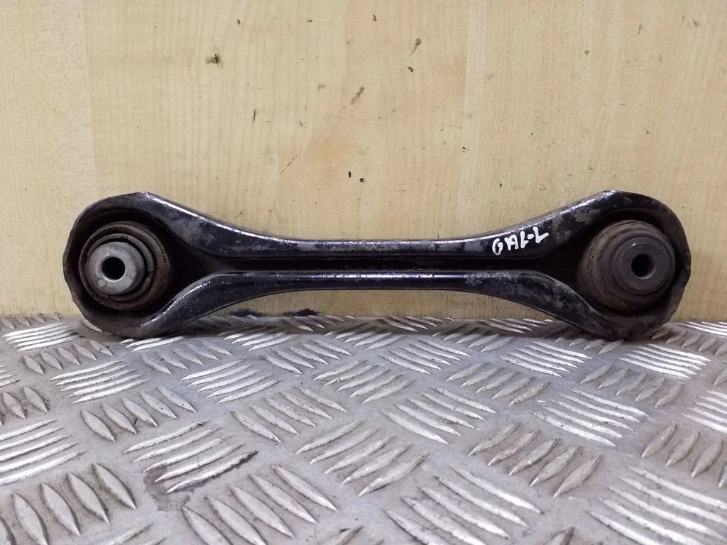 Rear upper control arm/wishbone 33326777980