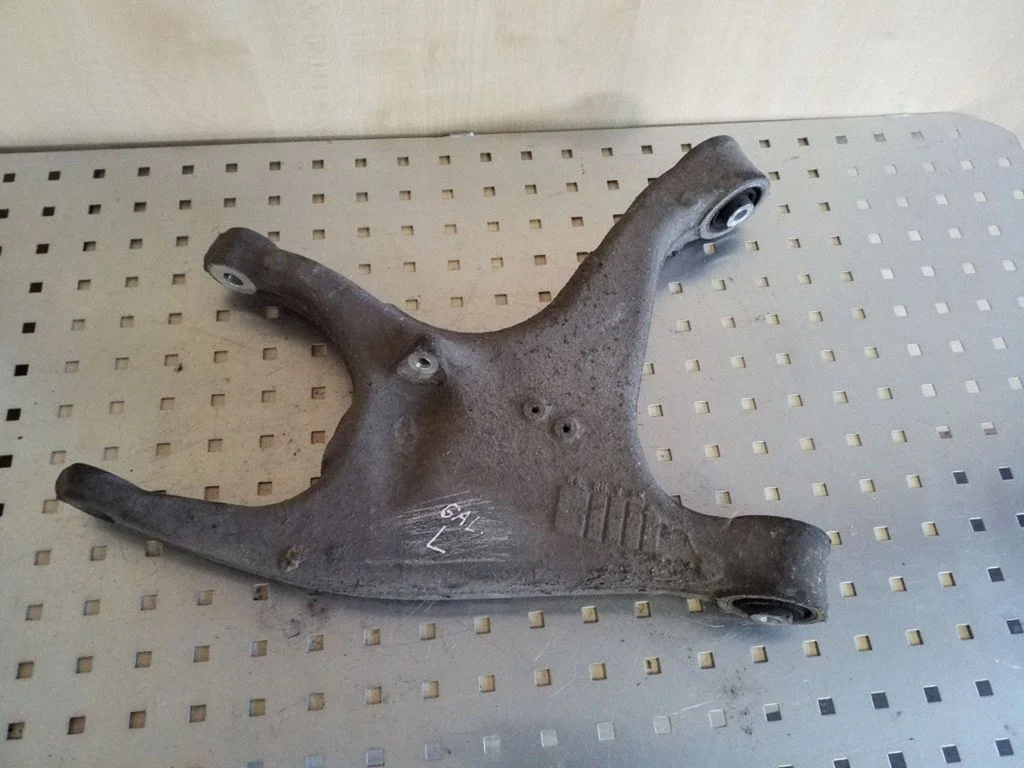 Rear upper control arm/wishbone 8K0505311J