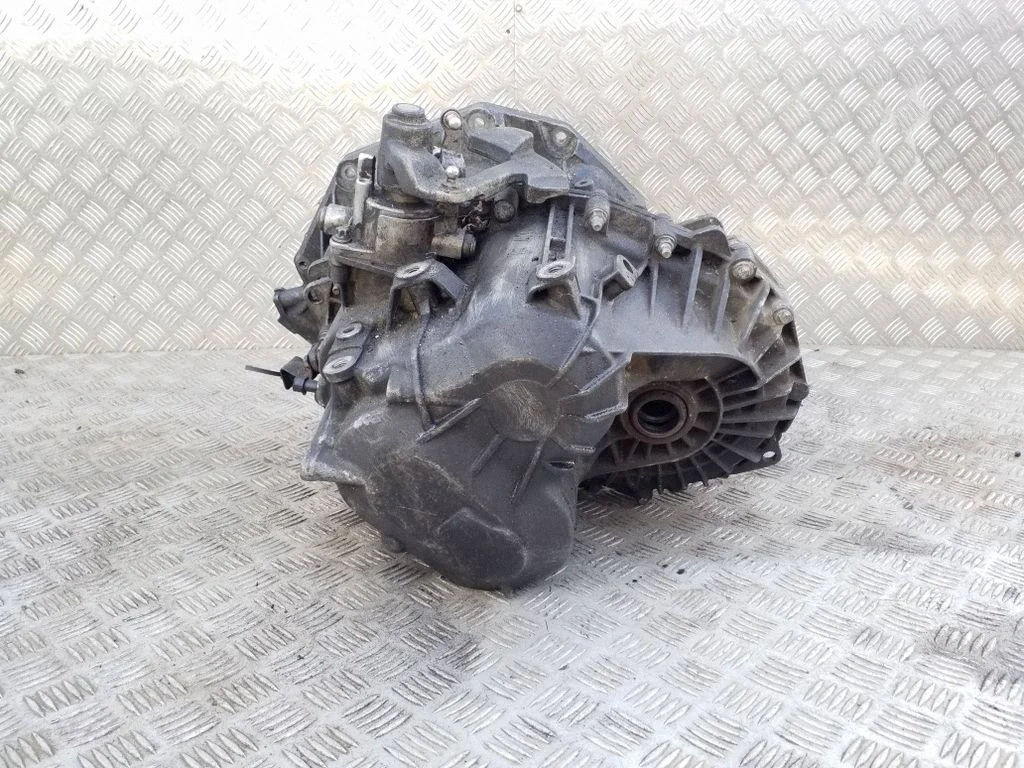 Mehaaniline 6-käiguline käigukast 55567634 – Chevrolet Orlando (2011-)
