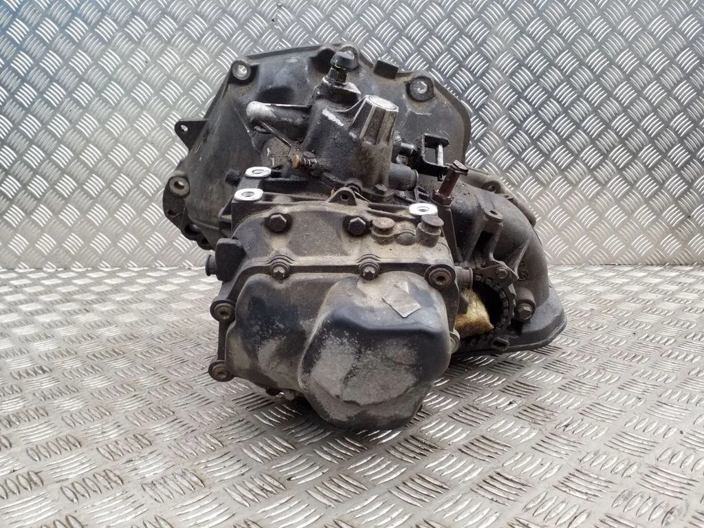 Mehaaniline 5-käiguline käigukast 55565177