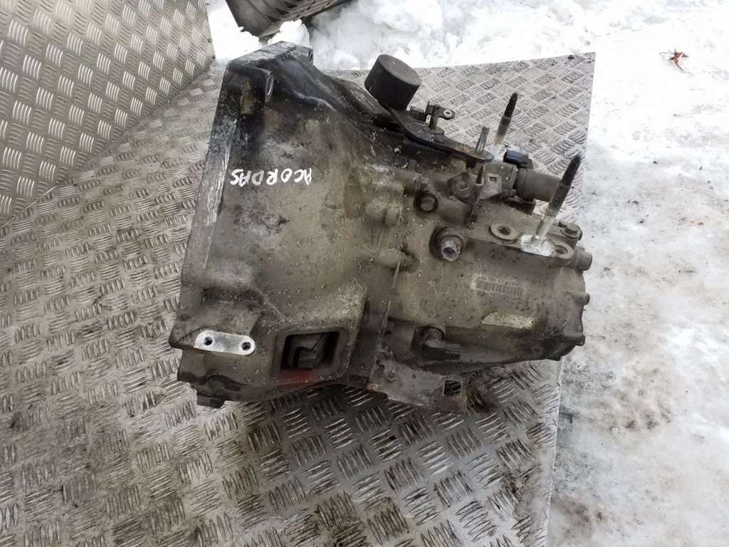 Manual 6 speed gearbox MOJ7