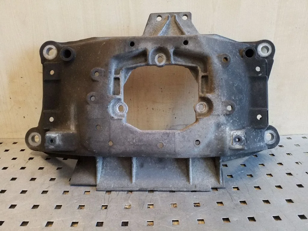 Gearbox mounting bracket 8K0399263