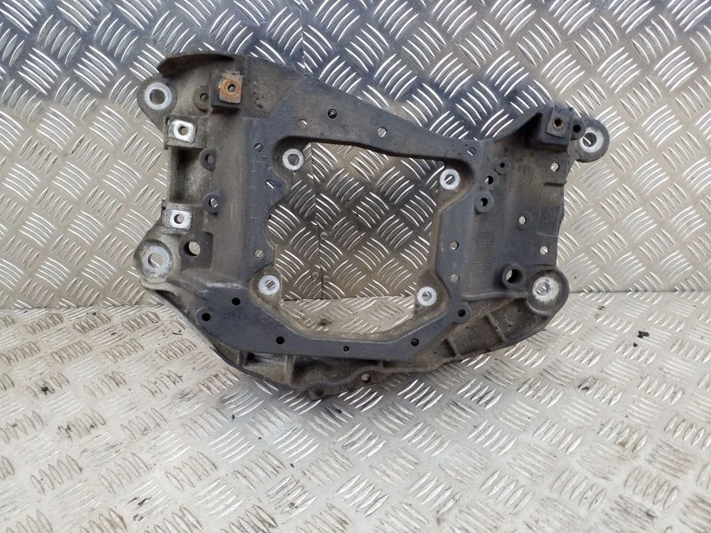 Gearbox mounting bracket 4G0399263G – Audi A8 S8 D4 4H (2010-2016)