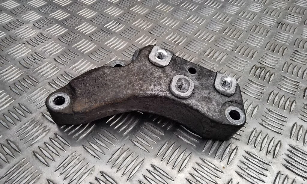 Gearbox mounting bracket 1K0199117