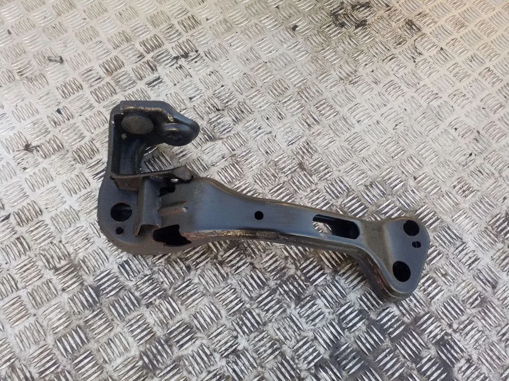 Gearbox mounting bracket – BMW X3 E83 (2003-2010)