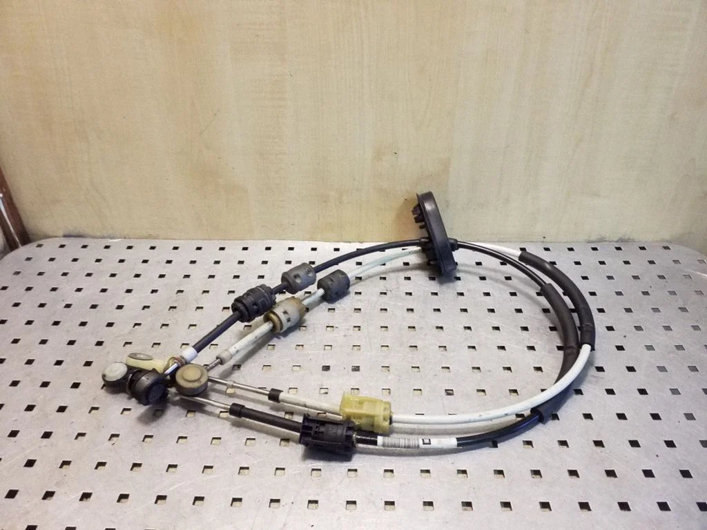 Gear shift cable linkage 55563703