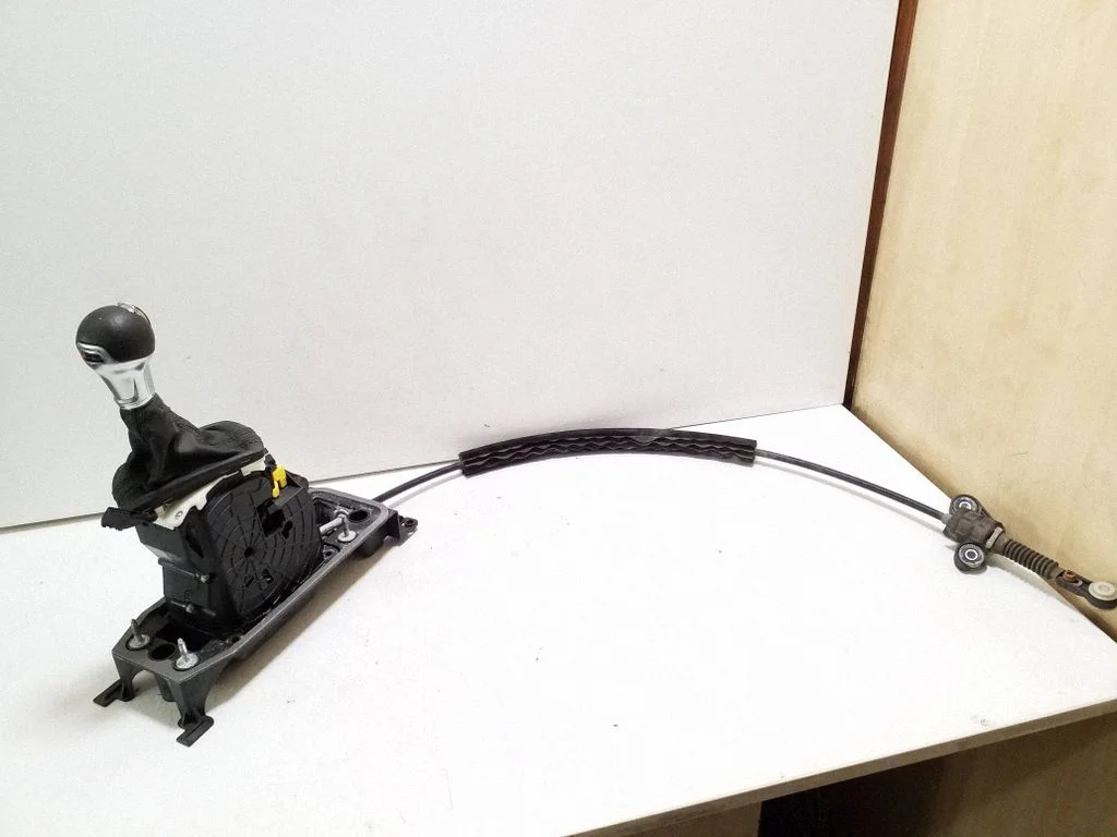 Mechanizm zmiany biegów (kulisa) 8S2713023N