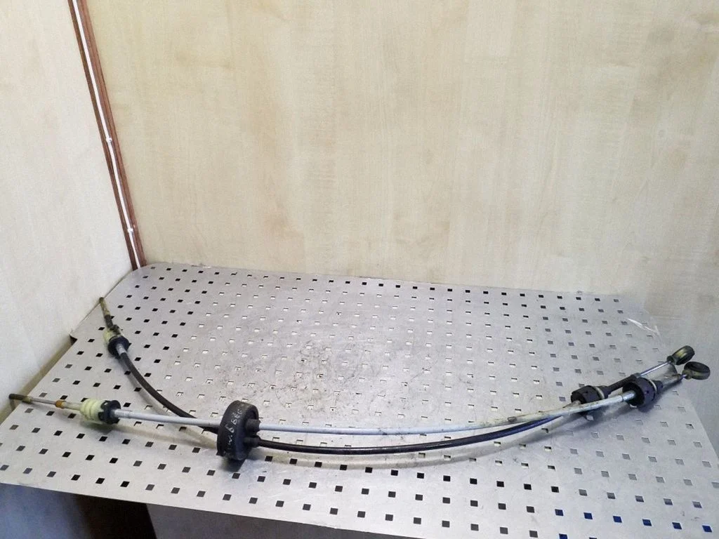 Gear shift cable linkage – Opel Astra H (2004-2012)