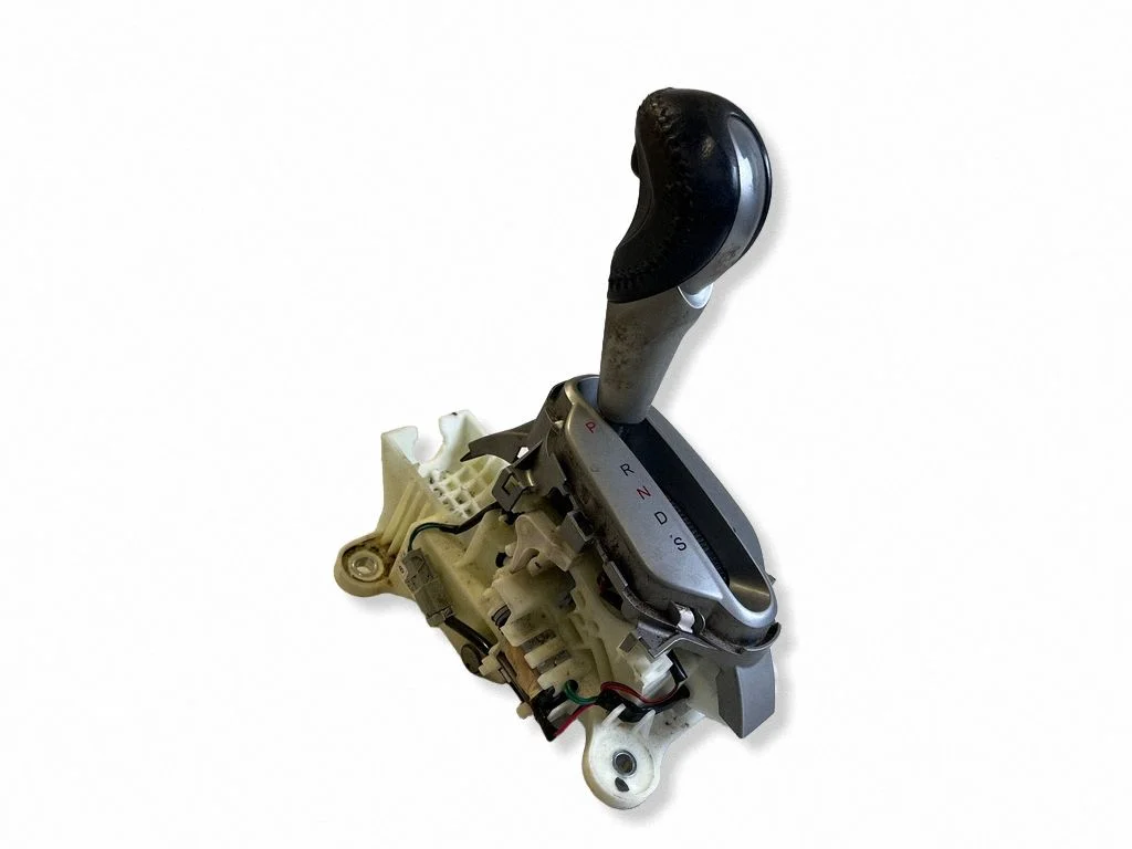 Gear selector mechanism TM8L700