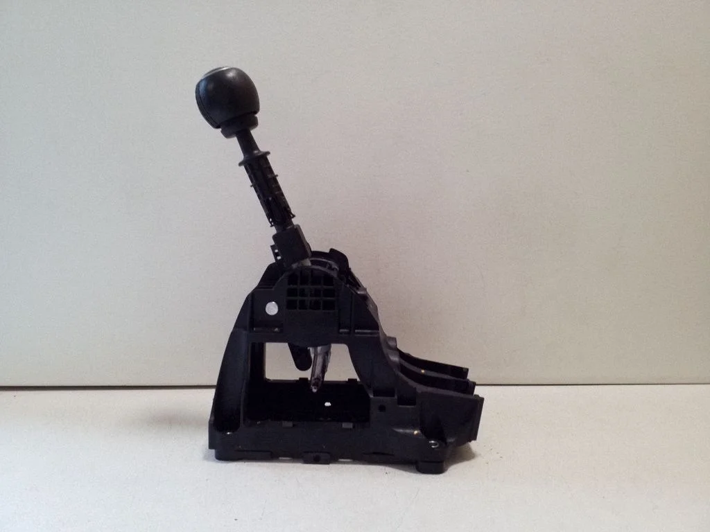 Gear selector mechanism 50294578