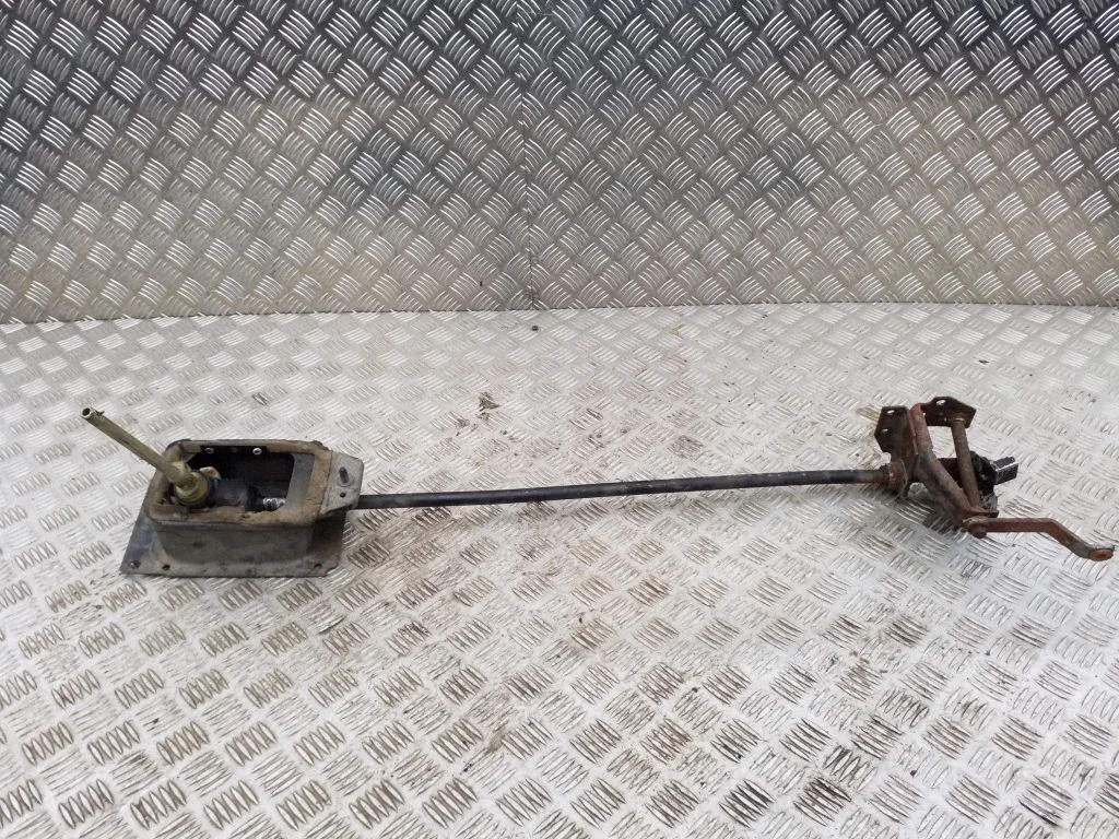 Gear selector mechanism – Volkswagen Golf III (1992-1997)