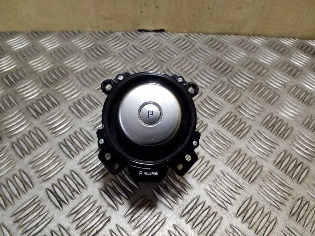 Gear selector mechanism 467W0Q4200