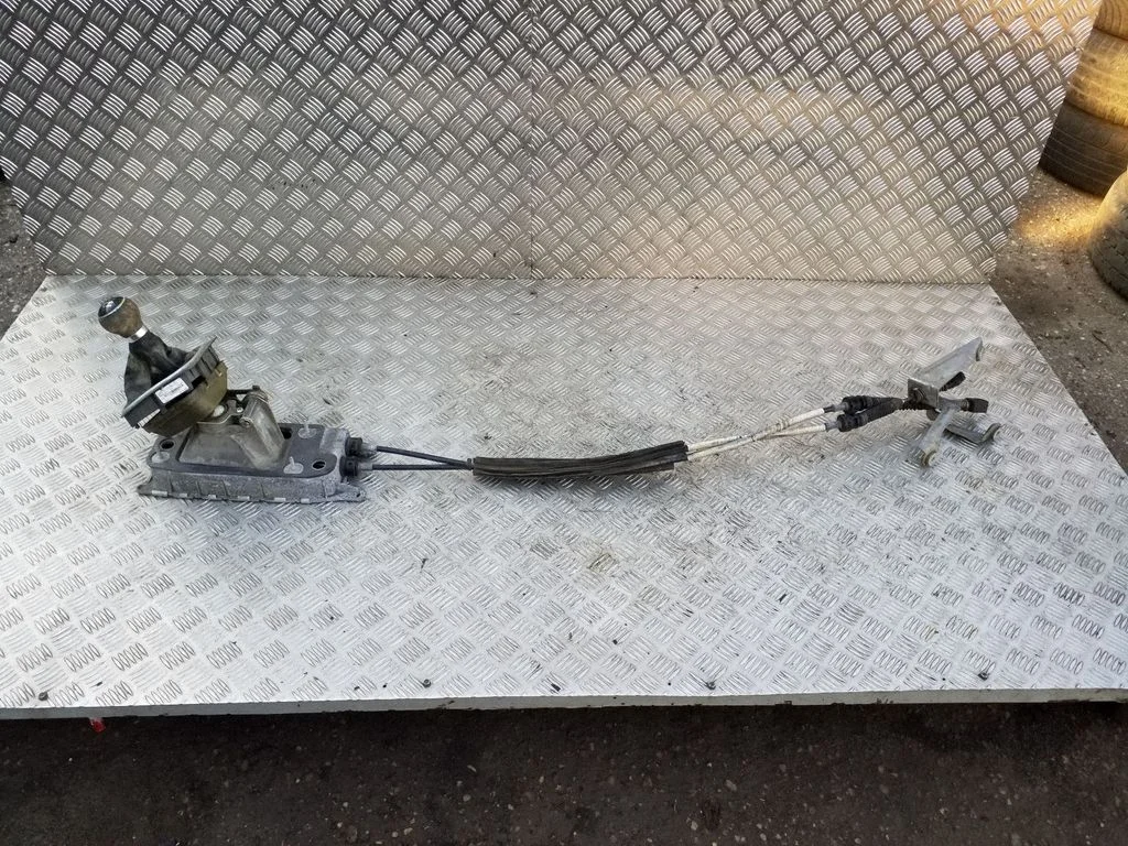 Gear selector mechanism 1K0711061A