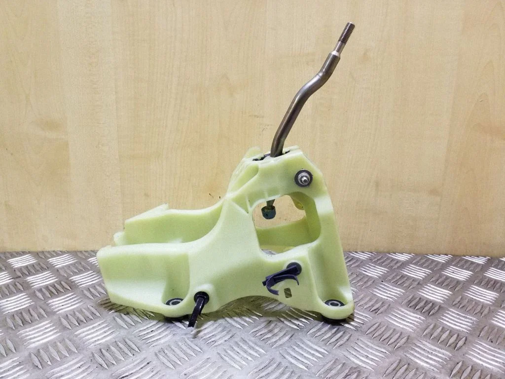Gear selector mechanism