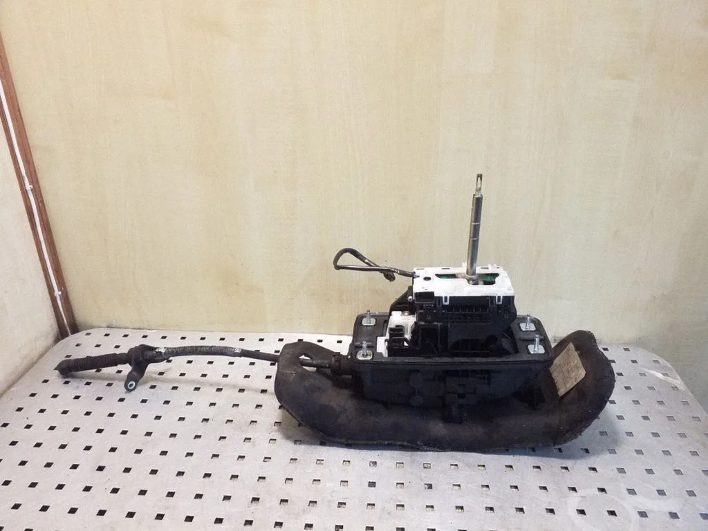 Gear selector mechanism 4G2713041J
