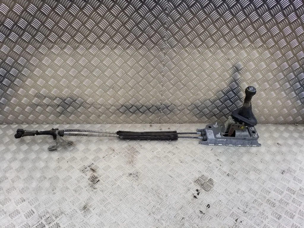 Mechanizm zmiany biegów (kulisa) 1T0711049P