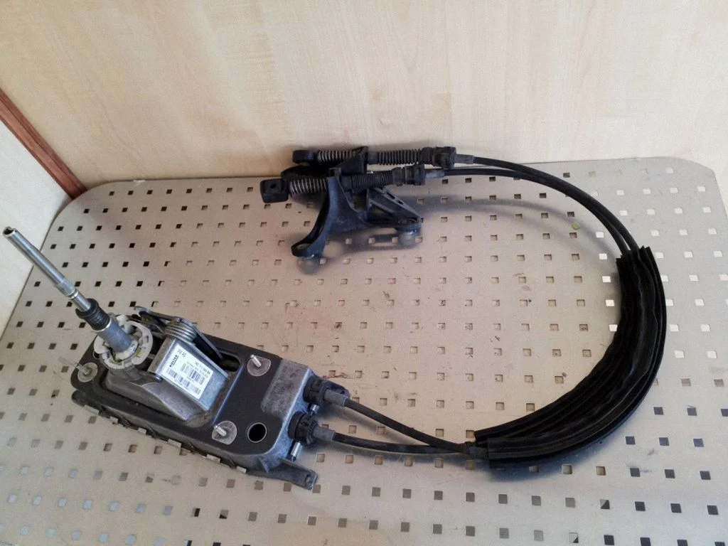 Gear selector mechanism 1K0711049BN