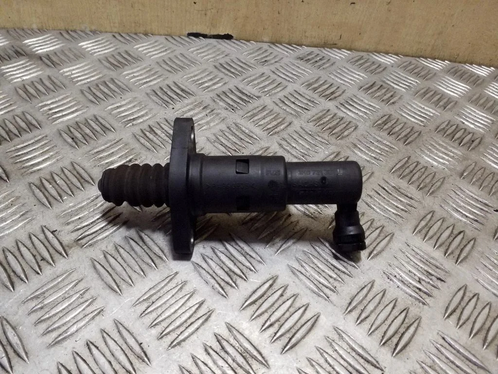 Siduri töösilinder 1K0721261L