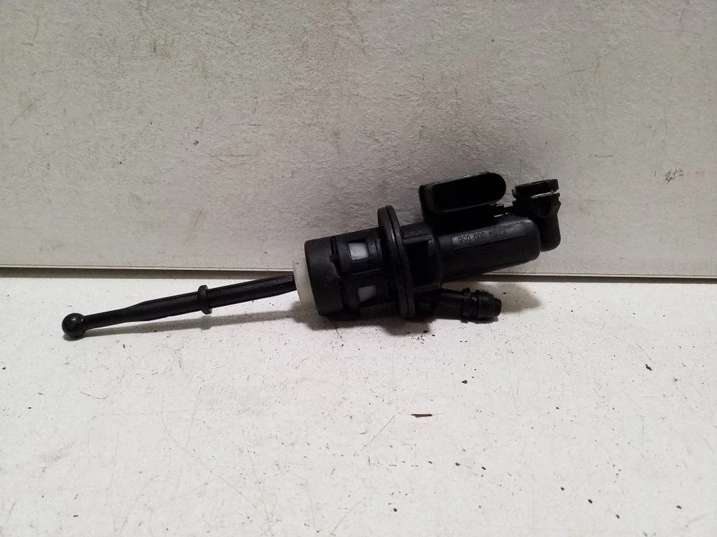 Clutch master cylinder – Audi TT TTS Mk2 (2006-2014)