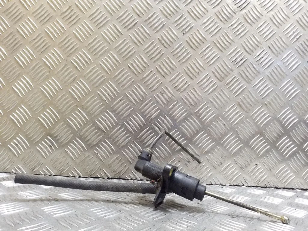 Clutch master cylinder 1J1721388C