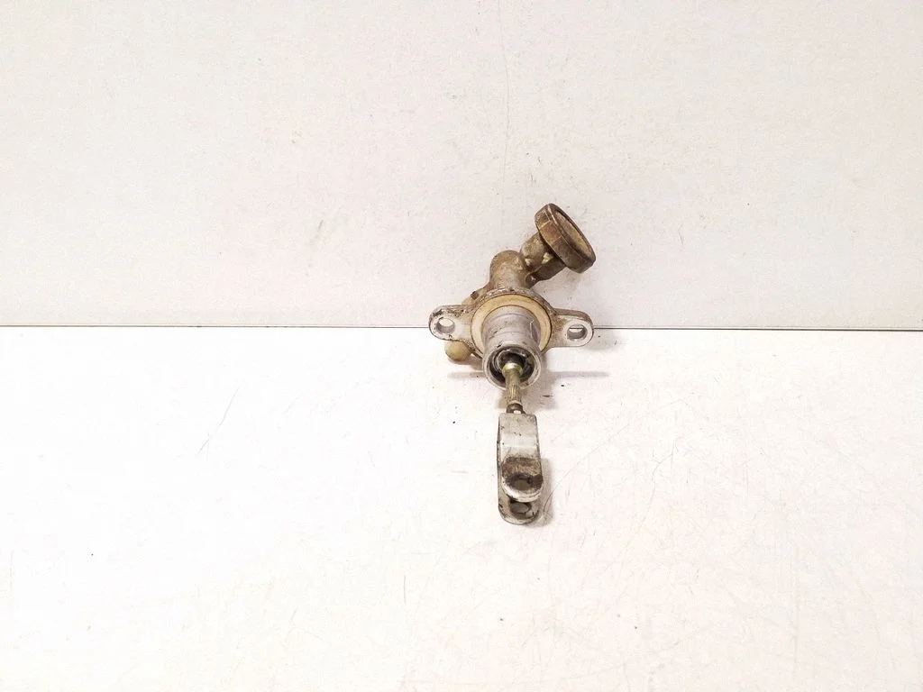 Clutch master cylinder