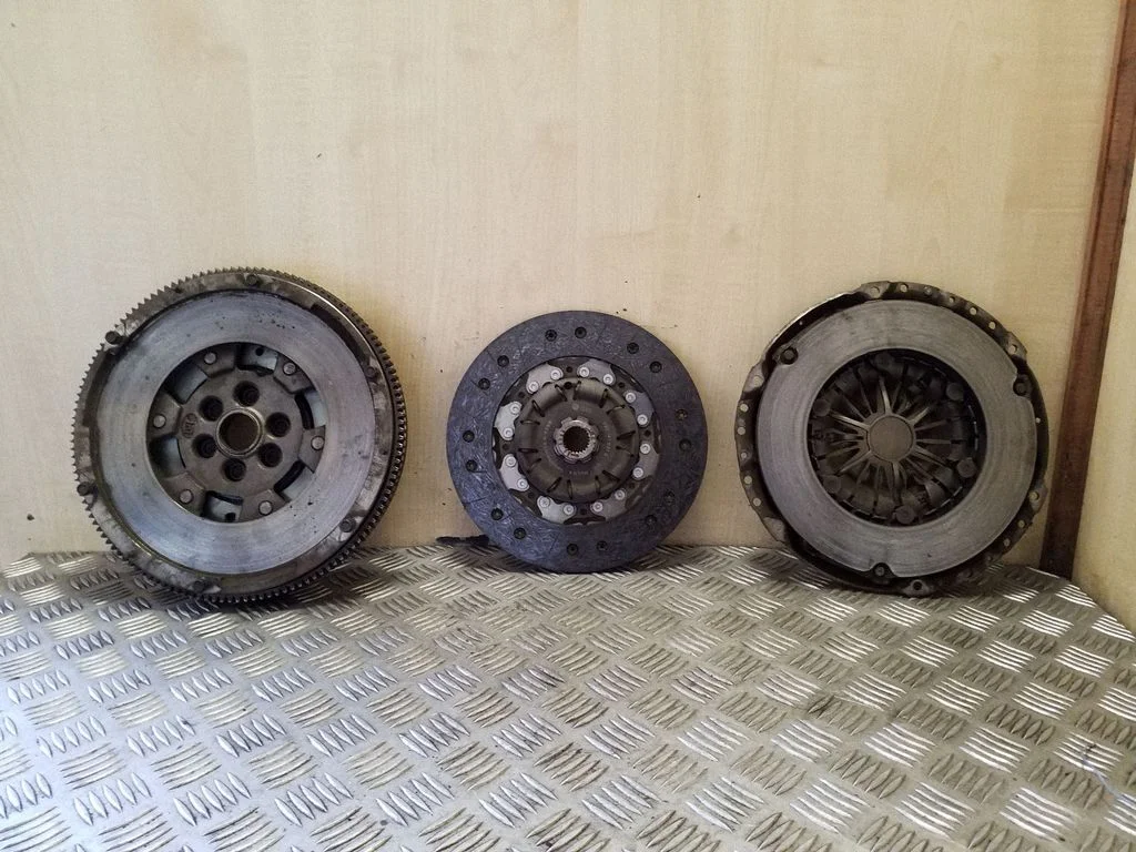 Clutch set kit 04L141025