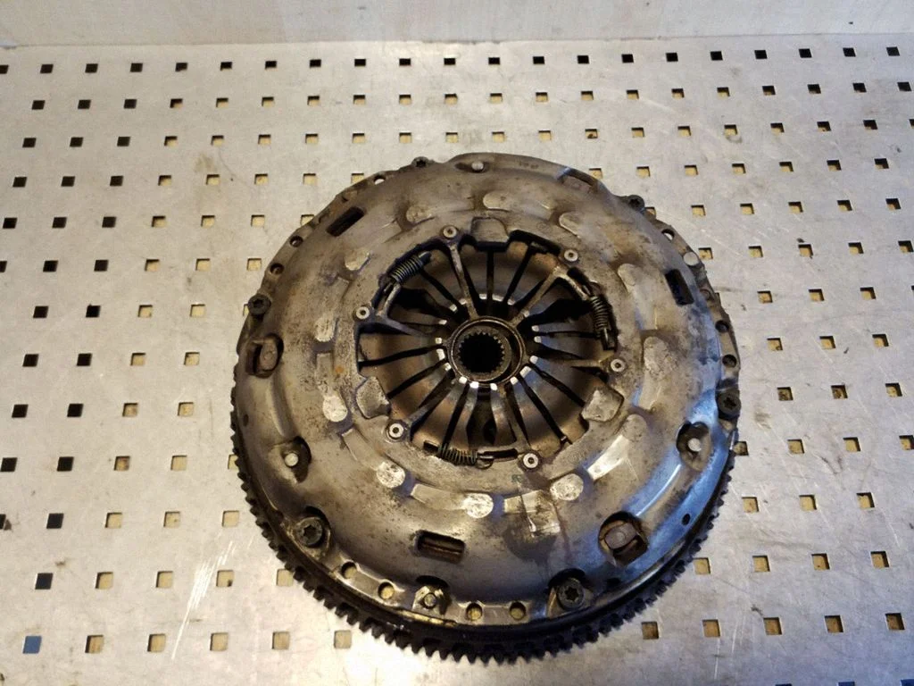 Clutch set kit – Volvo XC60 (2009-2013)