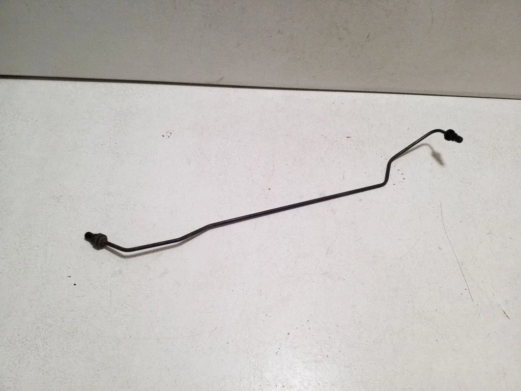 Clutch pipe/line