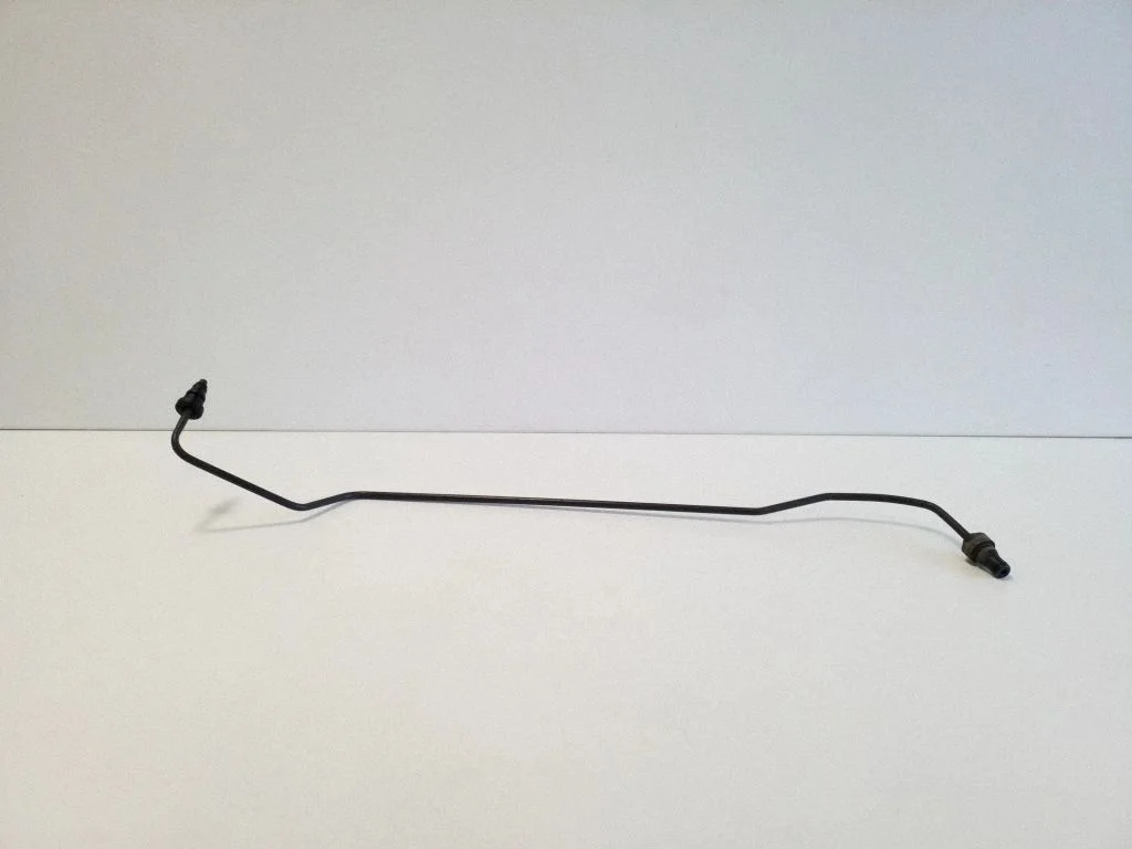 Clutch pipe/line