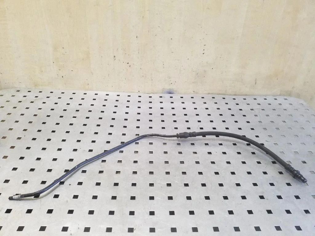 Clutch pipe/line 8J2721465C