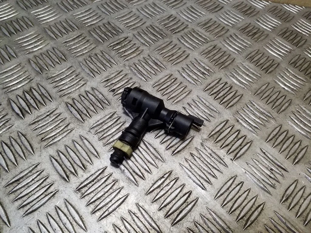 Clutch pipe/line 1K0721468C