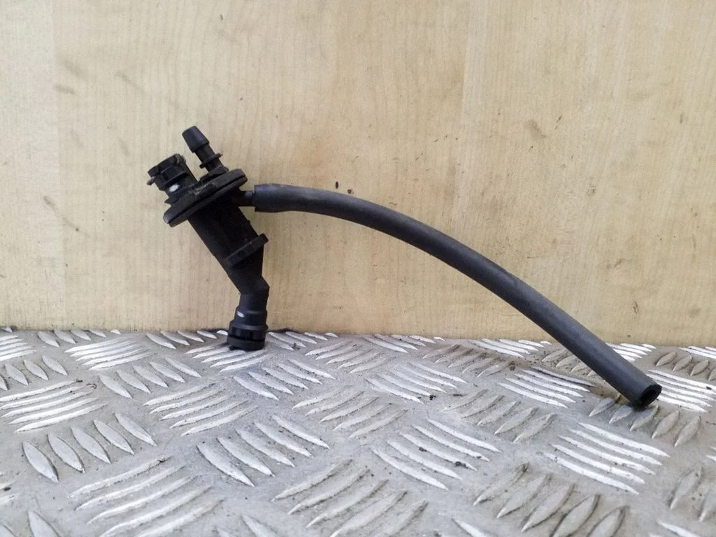 Clutch pipe/line 8200151782